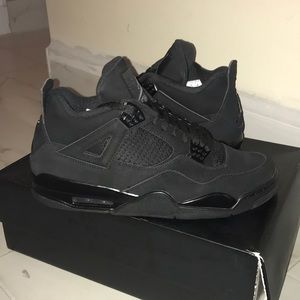 Pre owned Jordan 4 black cat